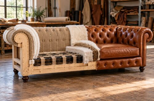 Struttura e imbottitura di un divano Chesterfield in lavorazione
